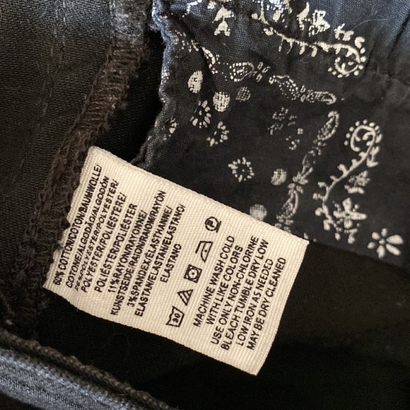 Free People - Picture 4 of 4